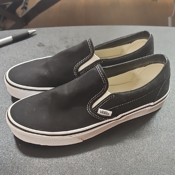 VANS Classic Slip-On Sneaker Unisex Size M8 W9.5 Black 500714 Like New - Picture 1 of 9